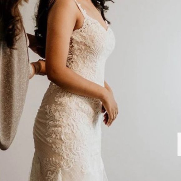 Wedding Dress - Melrose Leigh by Sottero & Midgley - Picture 2 of 9